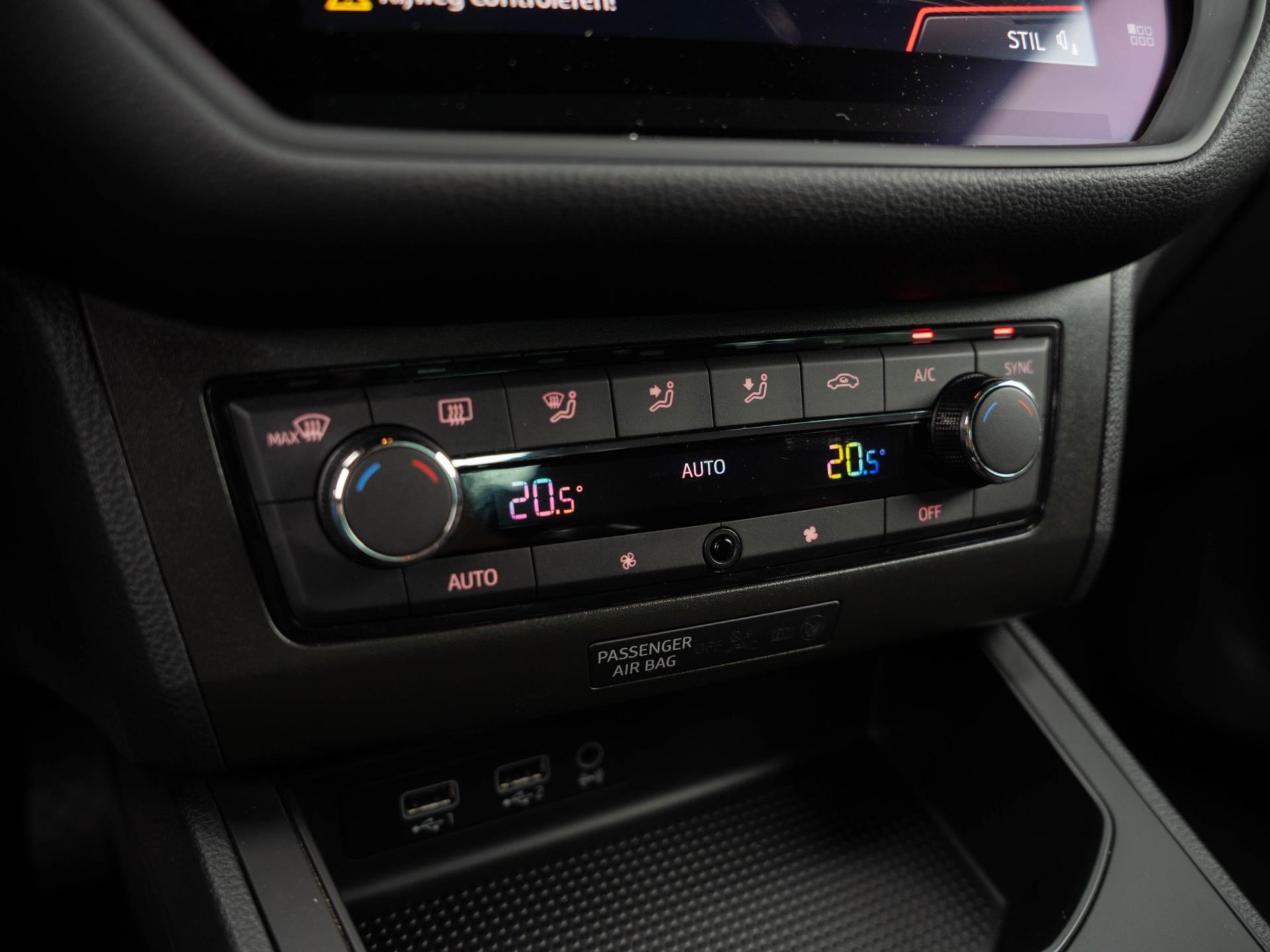 46102223-14.jpg